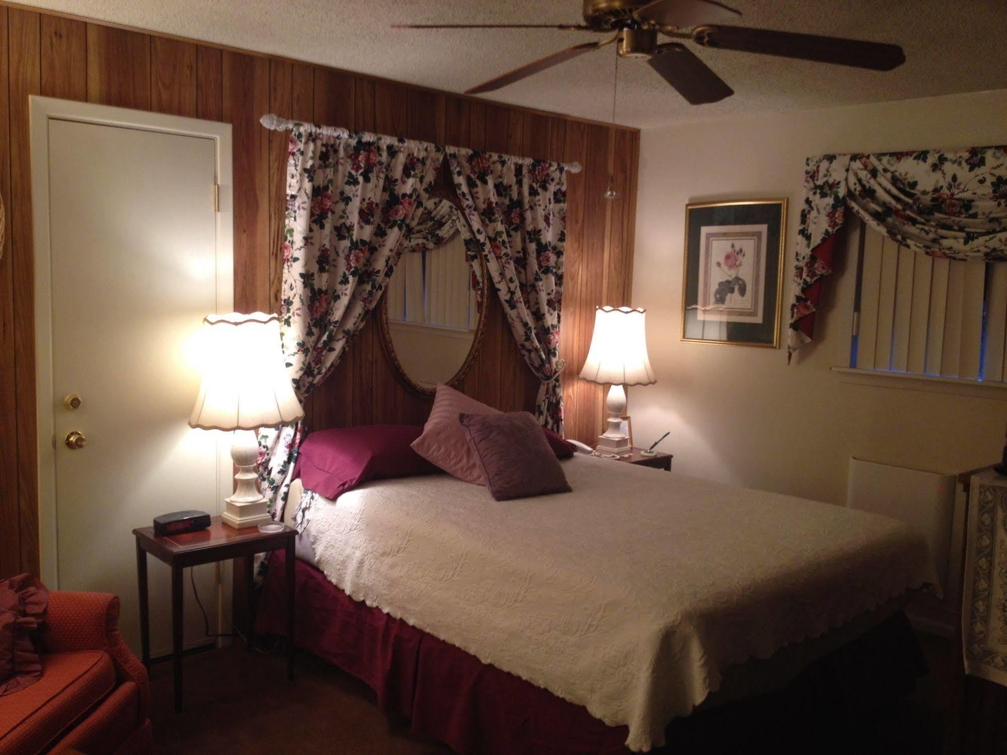 Mountain Haven Inn パイントップ・レイクサイド エクステリア 写真