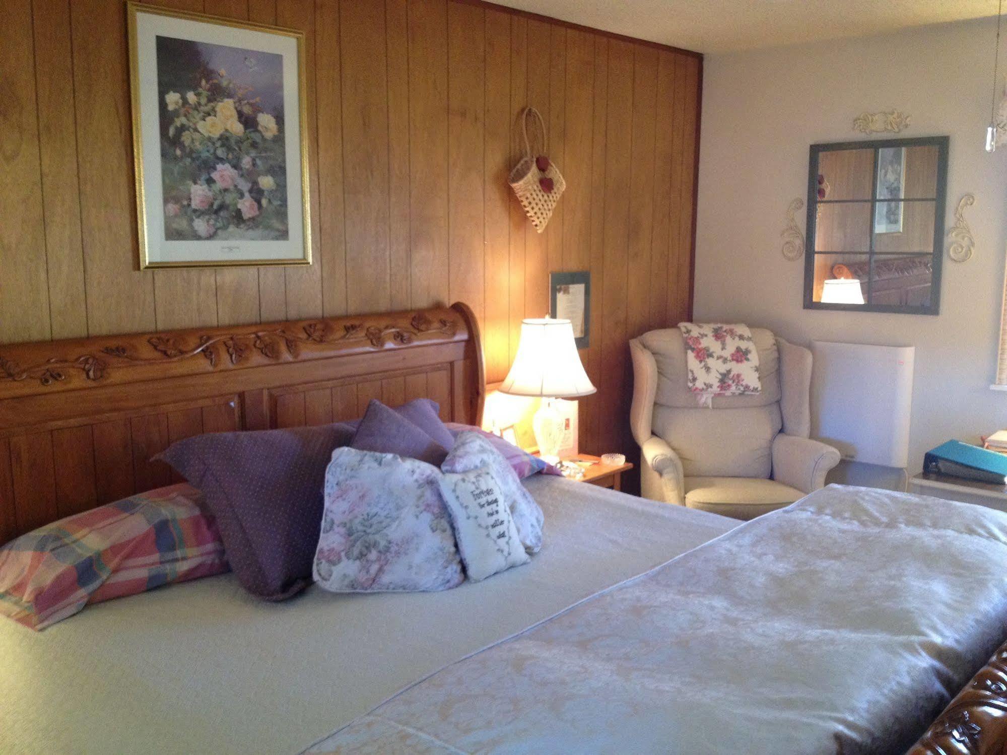 Mountain Haven Inn パイントップ・レイクサイド エクステリア 写真